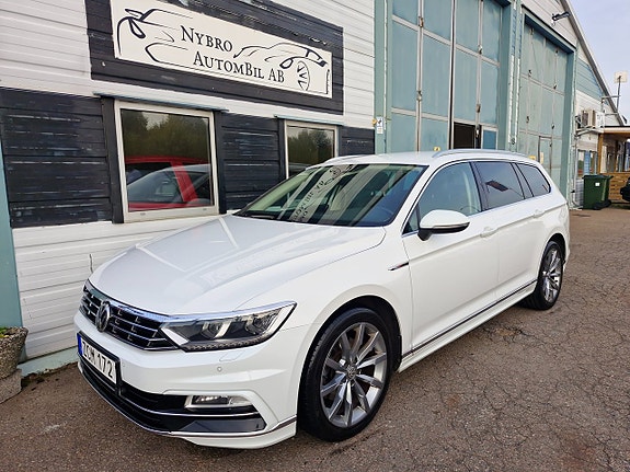 Volkswagen Passat 11 of 14
