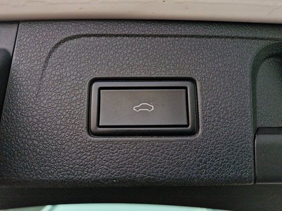Volkswagen Passat 7 of 14