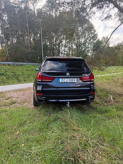 BMW X5 3 of 26
