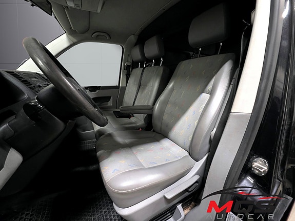 Volkswagen Transporter 10 of 23
