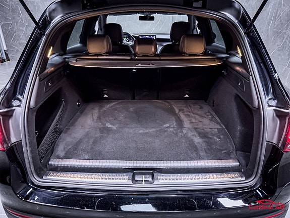 Mercedes-Benz GLC300 de 17 of 30
