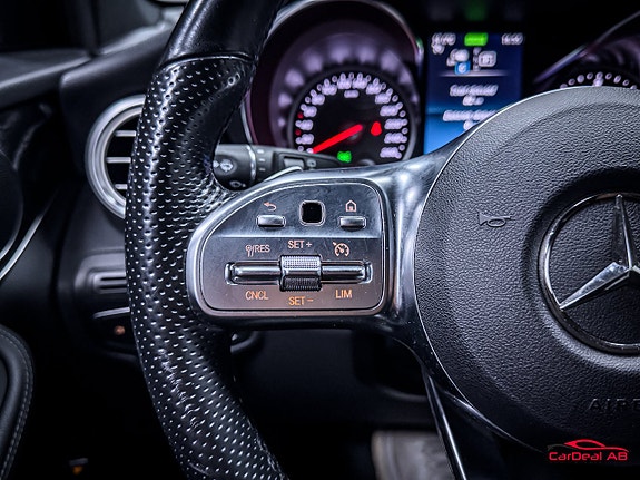 Mercedes-Benz GLC300 de 21 of 30
