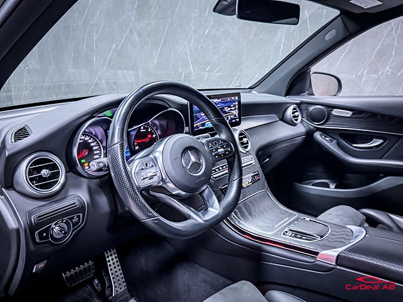 Mercedes-Benz GLC300 de 11 of 30