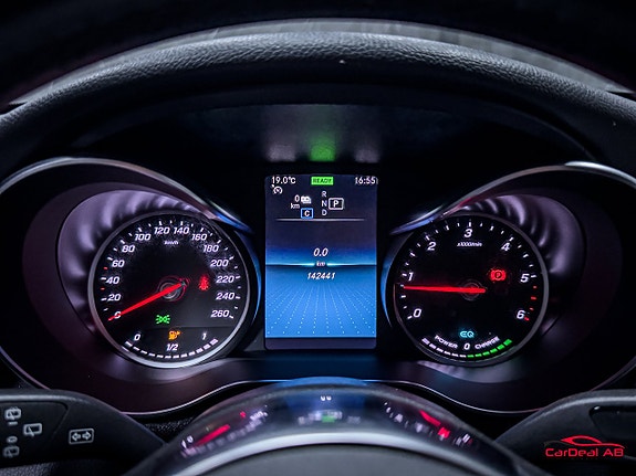 Mercedes-Benz GLC300 de 20 of 30