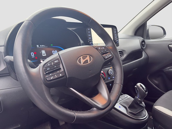 Hyundai i10 10 of 21