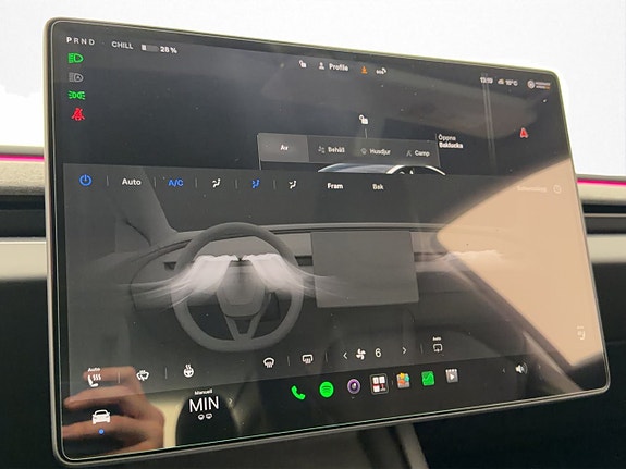 Tesla Model 3 23 of 29
