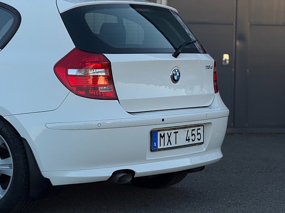 BMW 118d 8 of 27