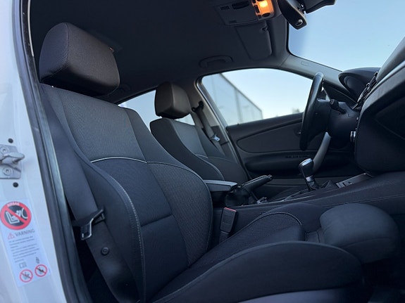 BMW 118d 19 of 27
