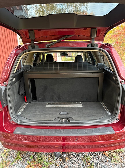Volvo V70 8 of 8