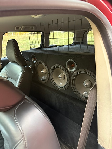 Volvo V70 7 of 8