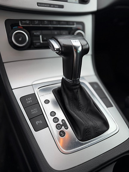 Volkswagen Passat 6 of 10