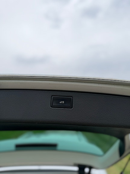 Volkswagen Passat 9 of 10