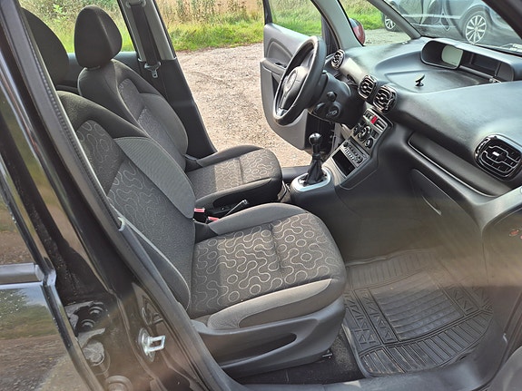 Citroen C3 Picasso 10 of 10
