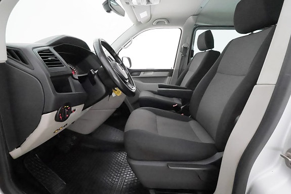 Volkswagen Transporter 9 of 28