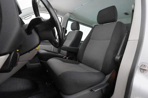 Volkswagen Transporter 10 of 28