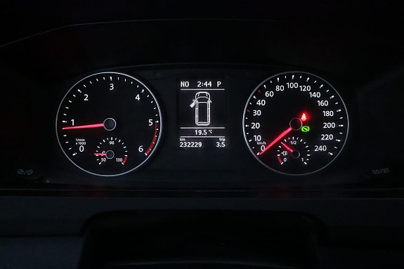 Volkswagen Transporter 20 of 28
