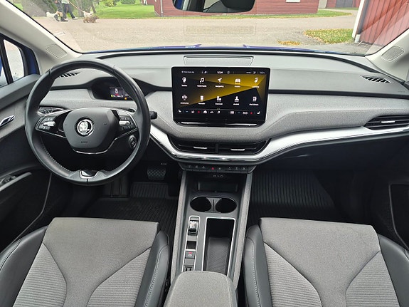 Skoda Enyaq 10 of 18