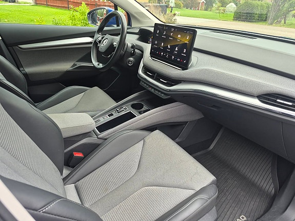 Skoda Enyaq 12 of 18