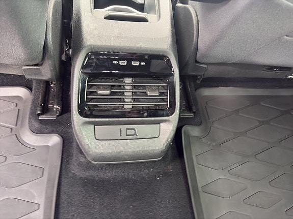 Volkswagen ID.4 17 of 20
