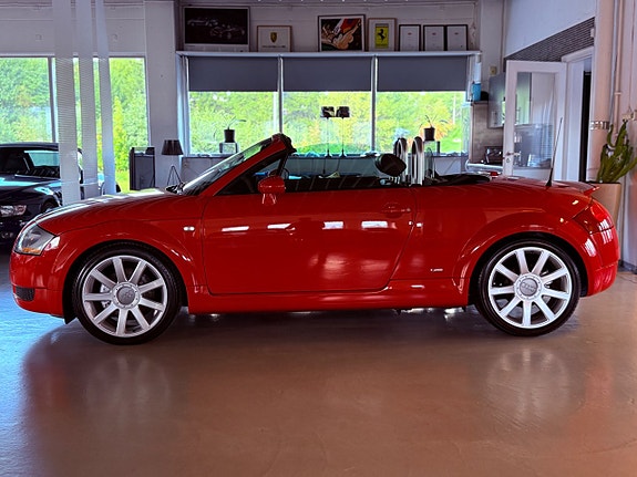 Audi TT 2 of 24