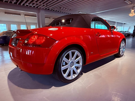 Audi TT 9 of 24