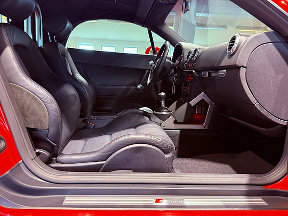 Audi TT 8 of 24