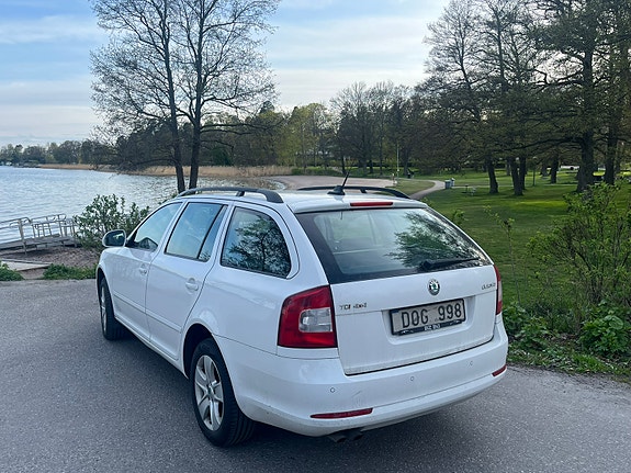 Skoda Octavia 4 of 6