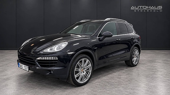 Porsche Cayenne 3 of 26
