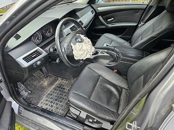 BMW 520d 3 of 7