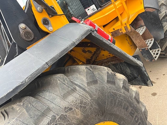 JCB 426 E HT 9 of 16