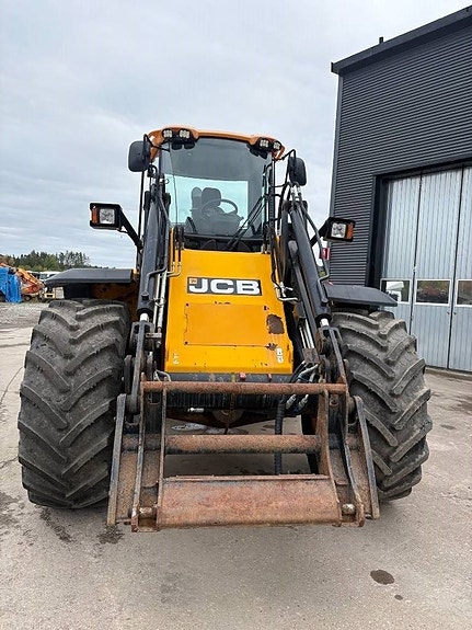 JCB 426 E HT 6 of 16