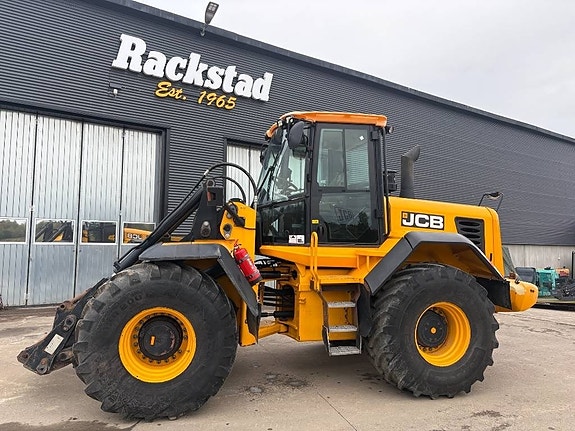 JCB 426 E HT 4 of 16
