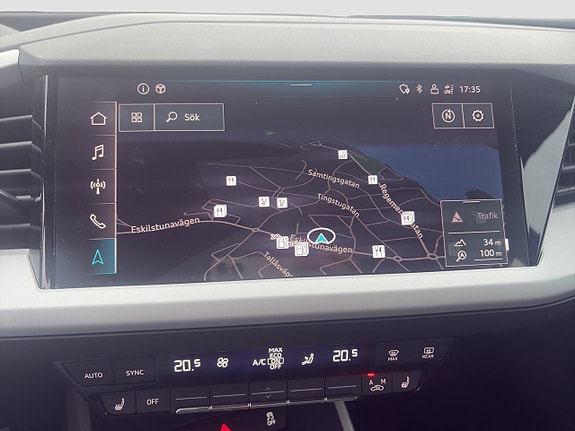 Audi Q4 e-tron 15 of 20