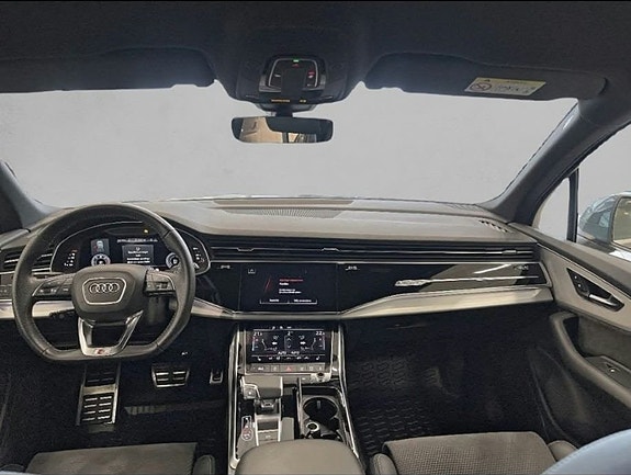 Audi Q7 8 of 9