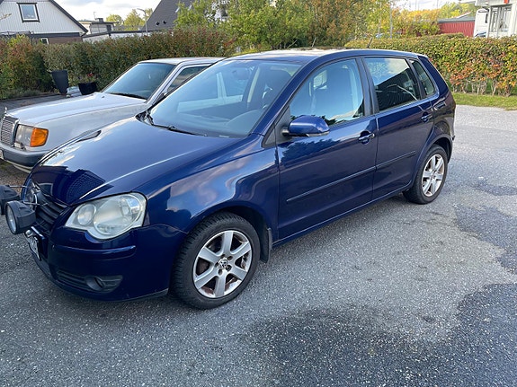 Volkswagen Polo 2 of 14