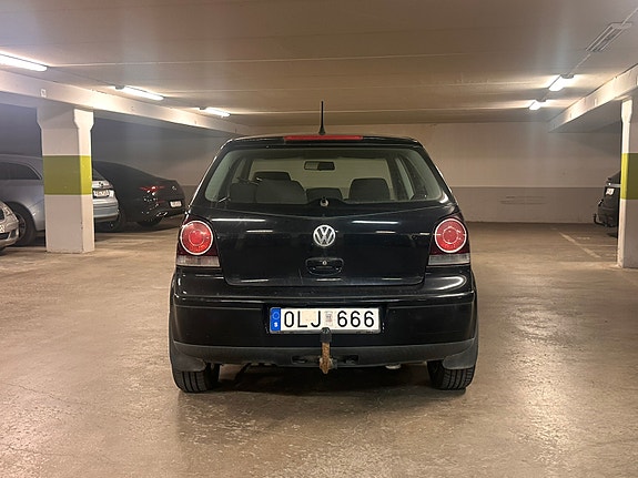 Volkswagen Polo 8 of 14