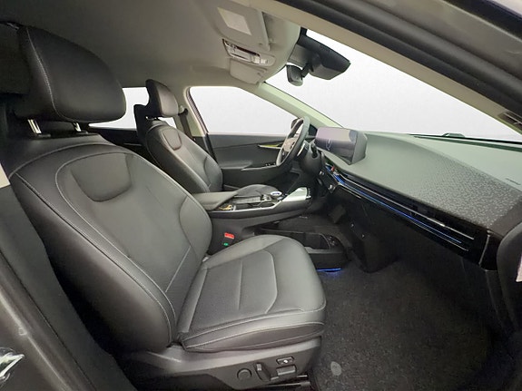 Kia EV6 12 of 30