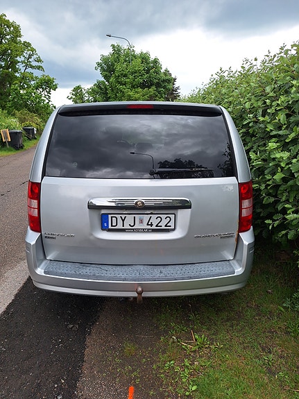 Chrysler Grand Voyager 2 of 11