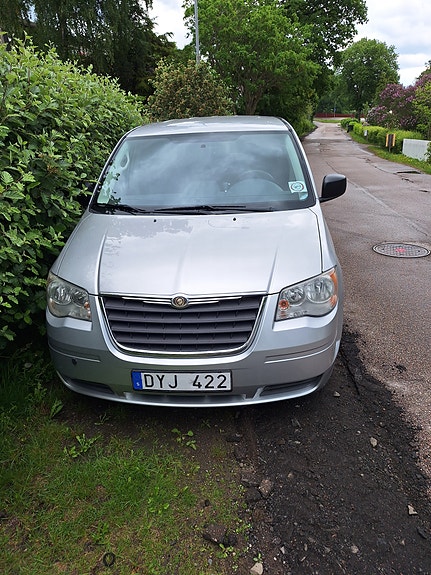 Chrysler Grand Voyager 3 of 11