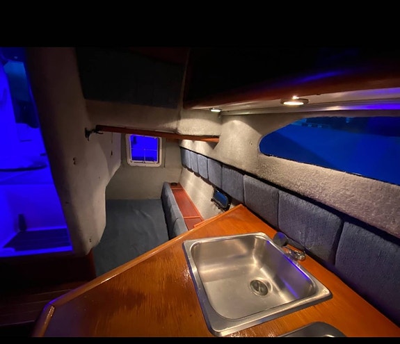 Bayliner 2455 10 of 12