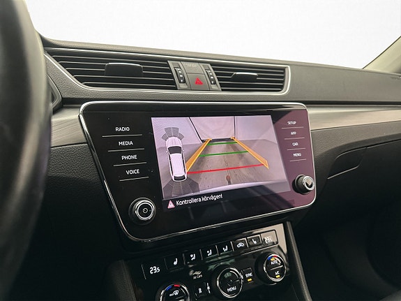 Skoda Superb 21 of 30