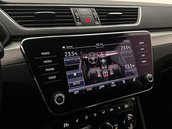 Skoda Superb 23 of 30