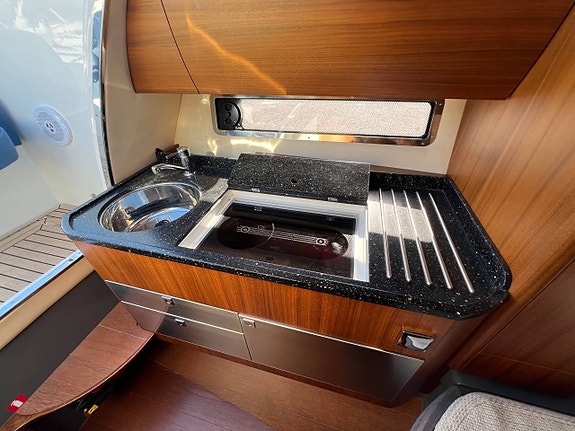 Windy 31 Zonda -2013 | 2 x Volvo Penta D3-220 | 445h | Byte! 11 of 12