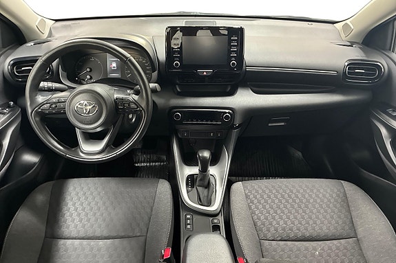 Toyota Yaris 12 of 24