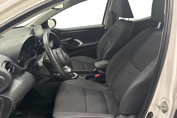 Toyota Yaris 13 of 24