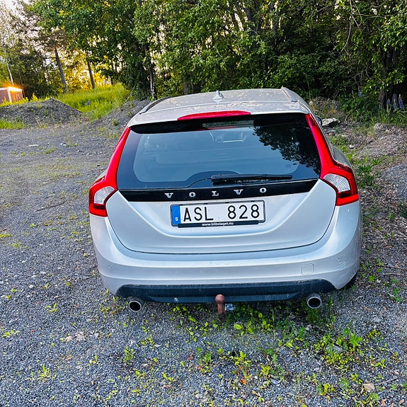 Volvo V60 7 of 11