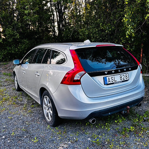 Volvo V60 6 of 11