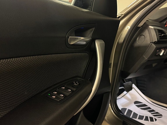 BMW 118i 19 of 28