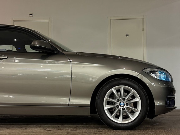 BMW 118i 9 of 28