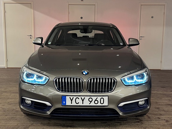BMW 118i 4 of 28